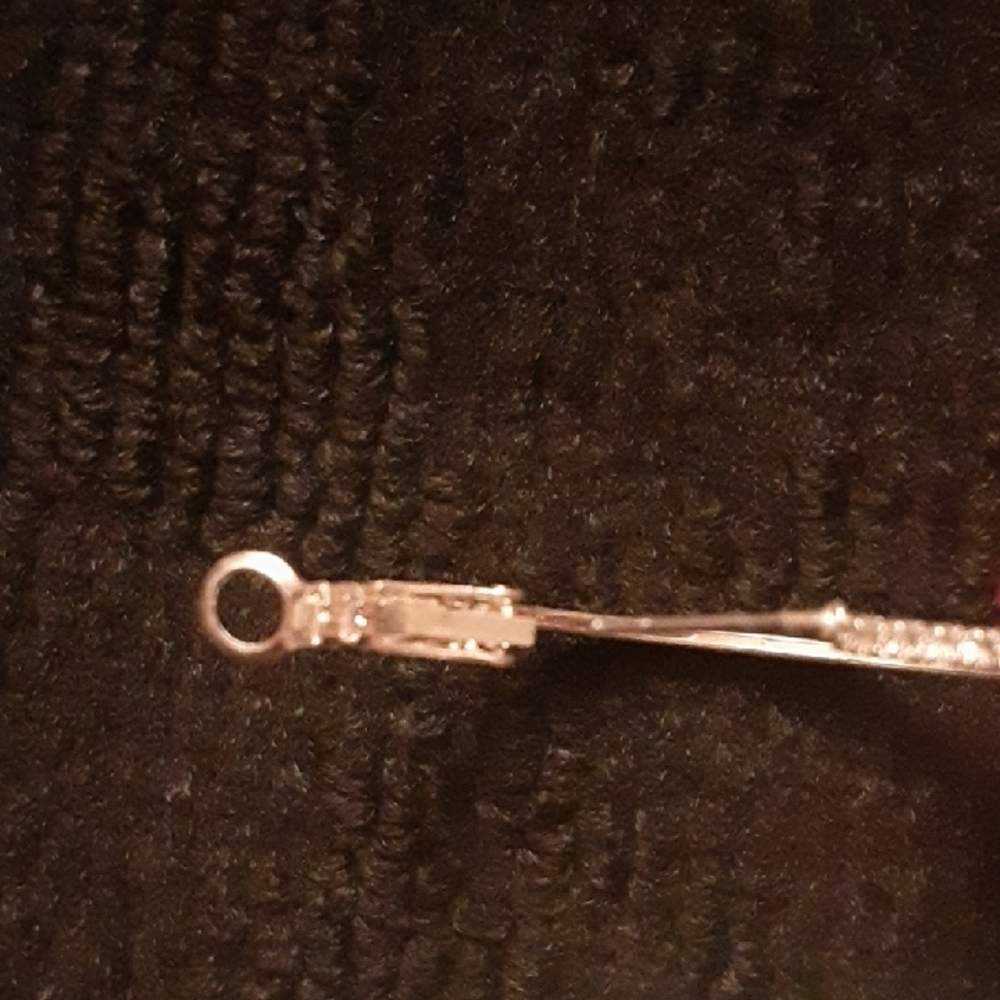 Elegant Silver Hoop Earrings - Picture 4 of 4